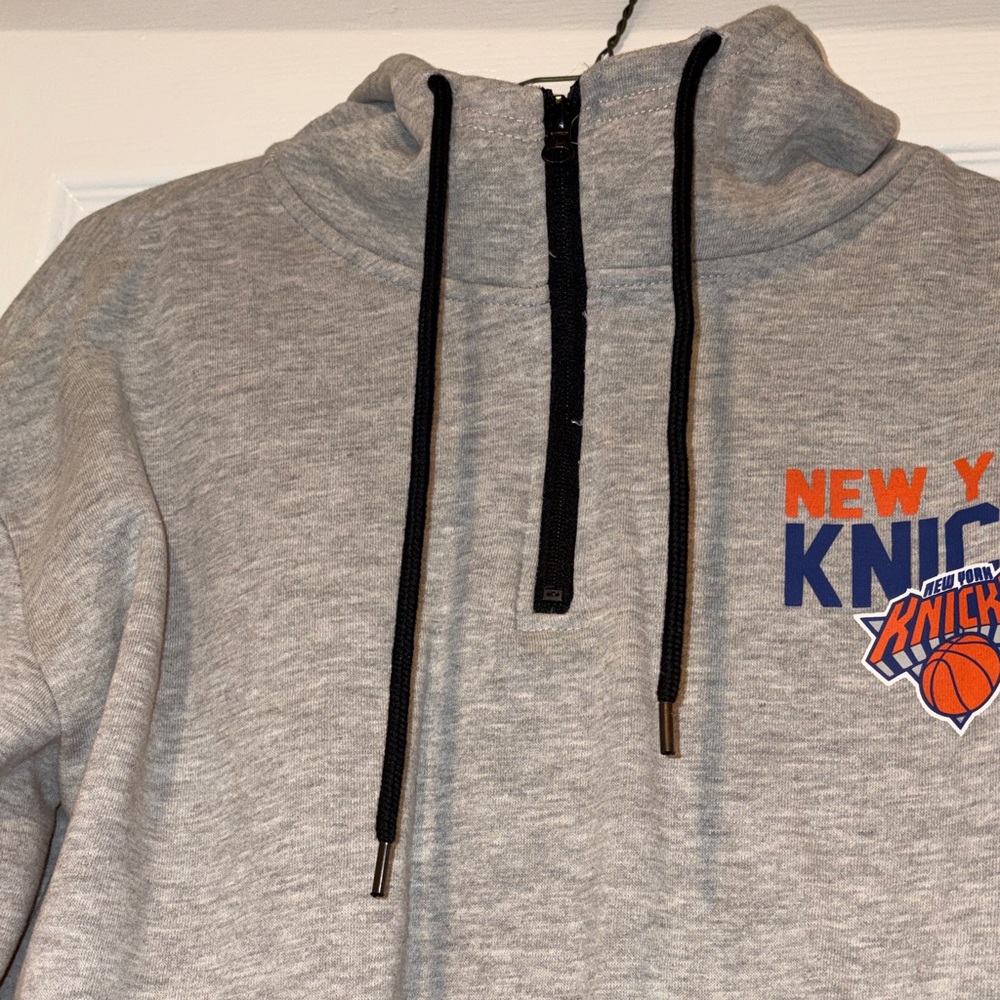 Gray New York Knicks Women's Hoodie - Picture 3 of 4